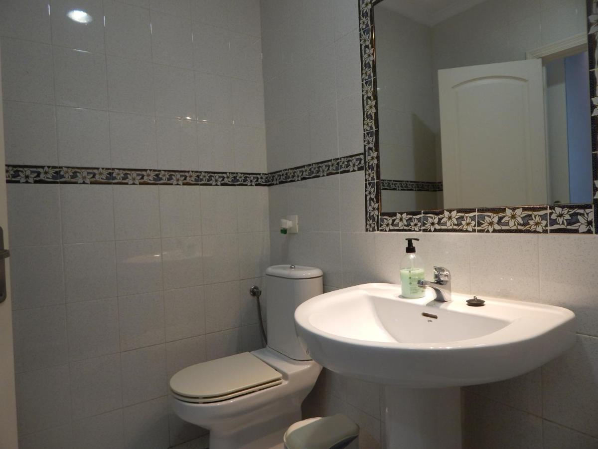 Apartamento Garcia Lorca,Solo Familia Y Parejas Conil De La Frontera Exterior photo